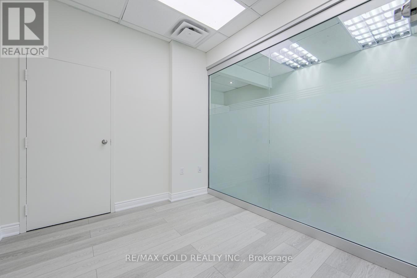 235 - 2980 Drew Road, Mississauga (Malton), Ontario  L4T 0A7 - Photo 18 - W12782310