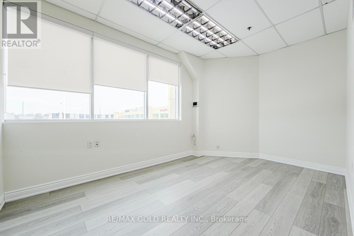 235 - 2980 Drew Road, Mississauga (Malton), Ontario  L4T 0A7 - Photo 9 - W12782310