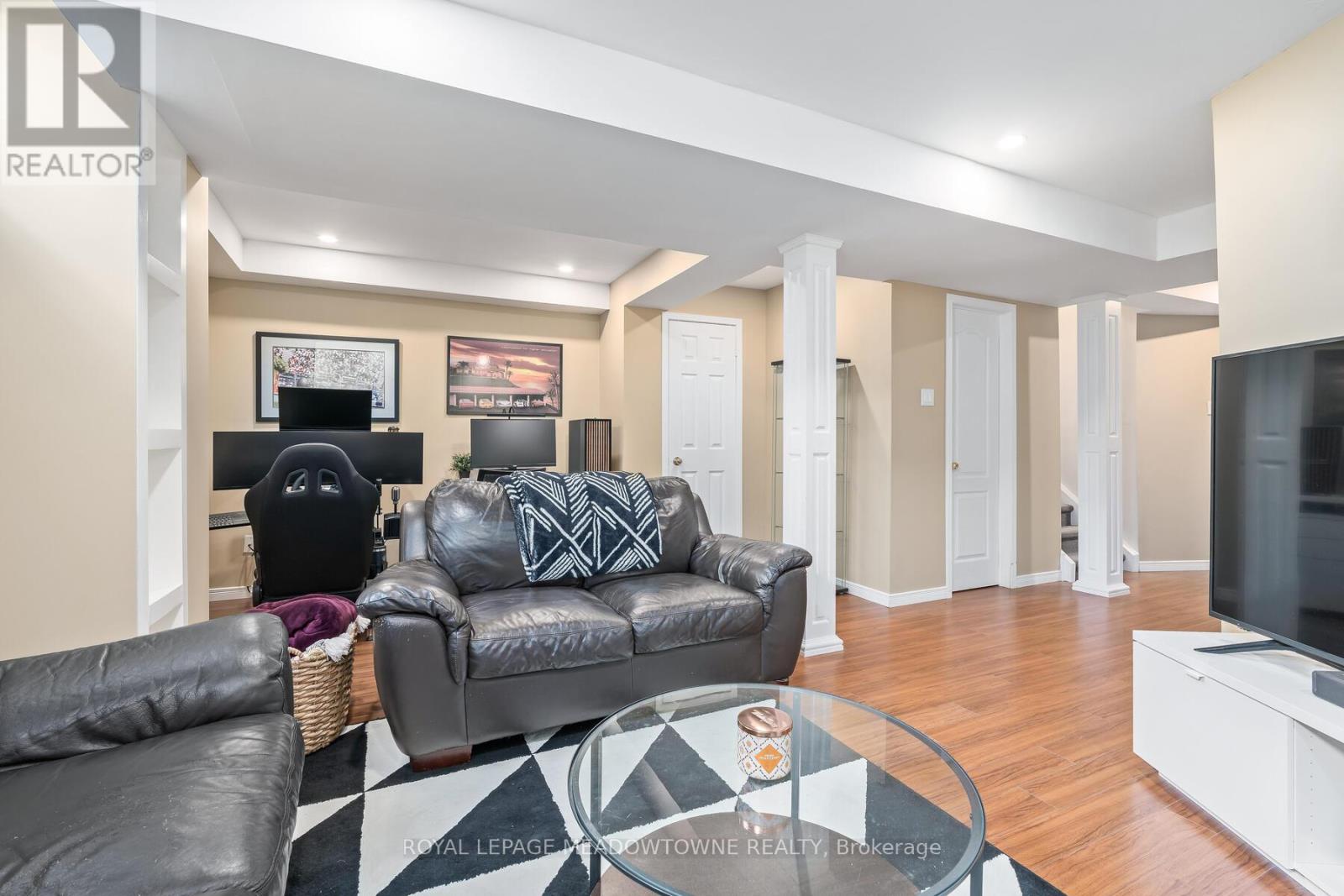 99 Snowberry Crescent, Halton Hills, Ontario  L7G 6M8 - Photo 33 - W12782330