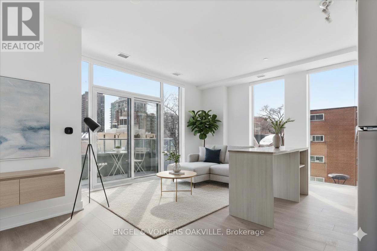 210 - 2088 JAMES STREET, Burlington, Ontario