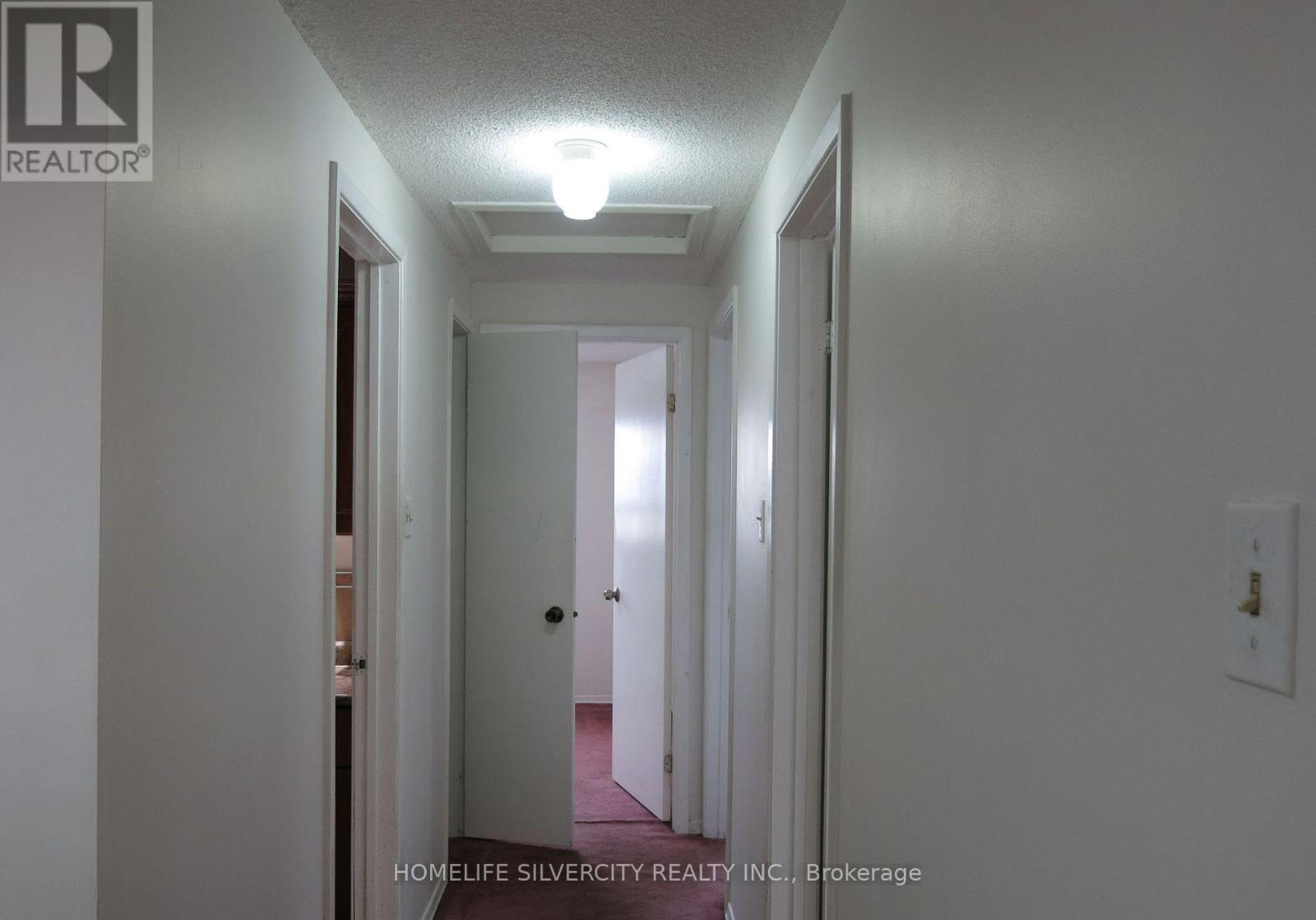 18 Pickard Lane, Brampton (Fletcher's West), Ontario  L6Y 2M5 - Photo 12 - W12782334