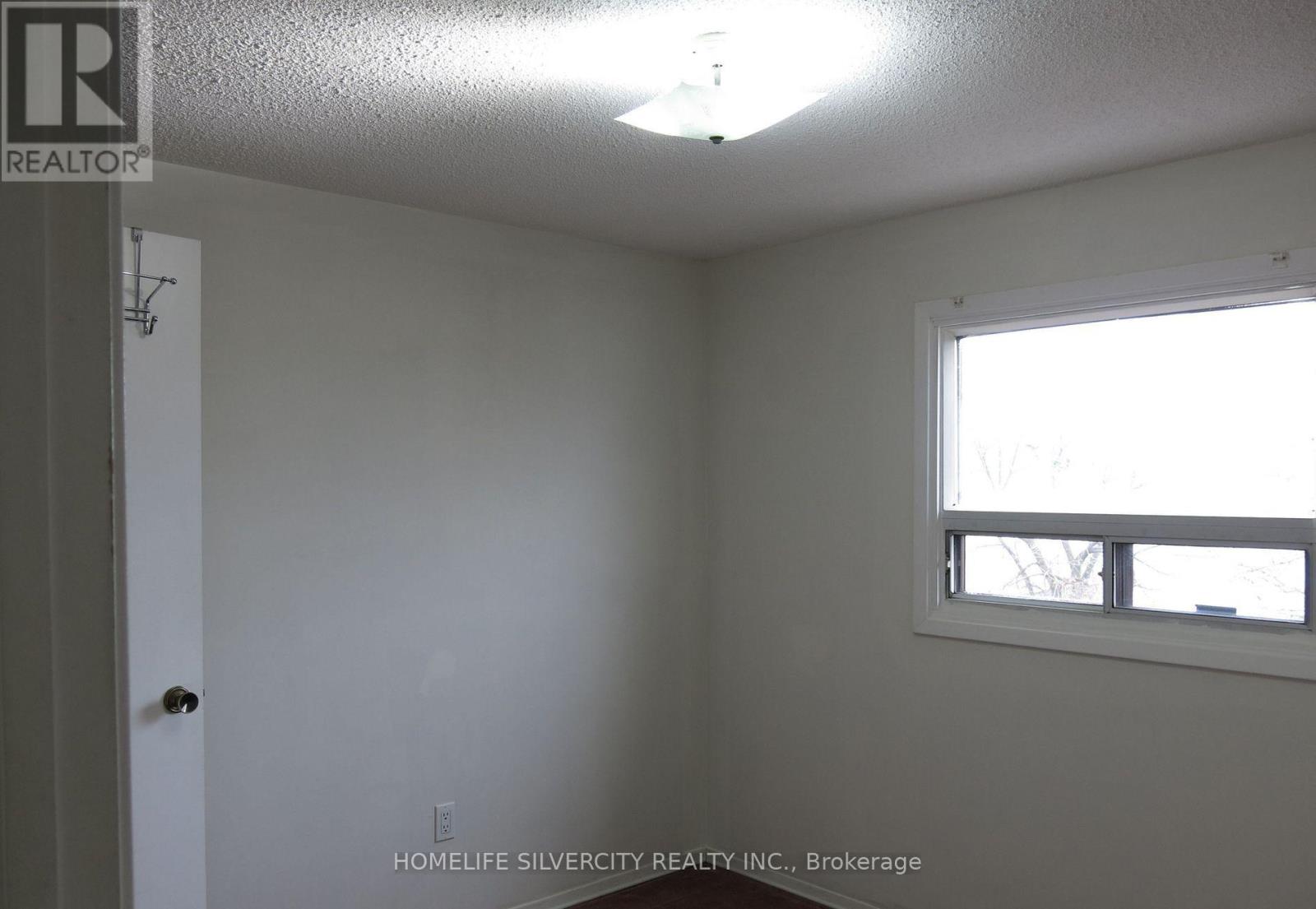 18 Pickard Lane, Brampton (Fletcher's West), Ontario  L6Y 2M5 - Photo 17 - W12782334