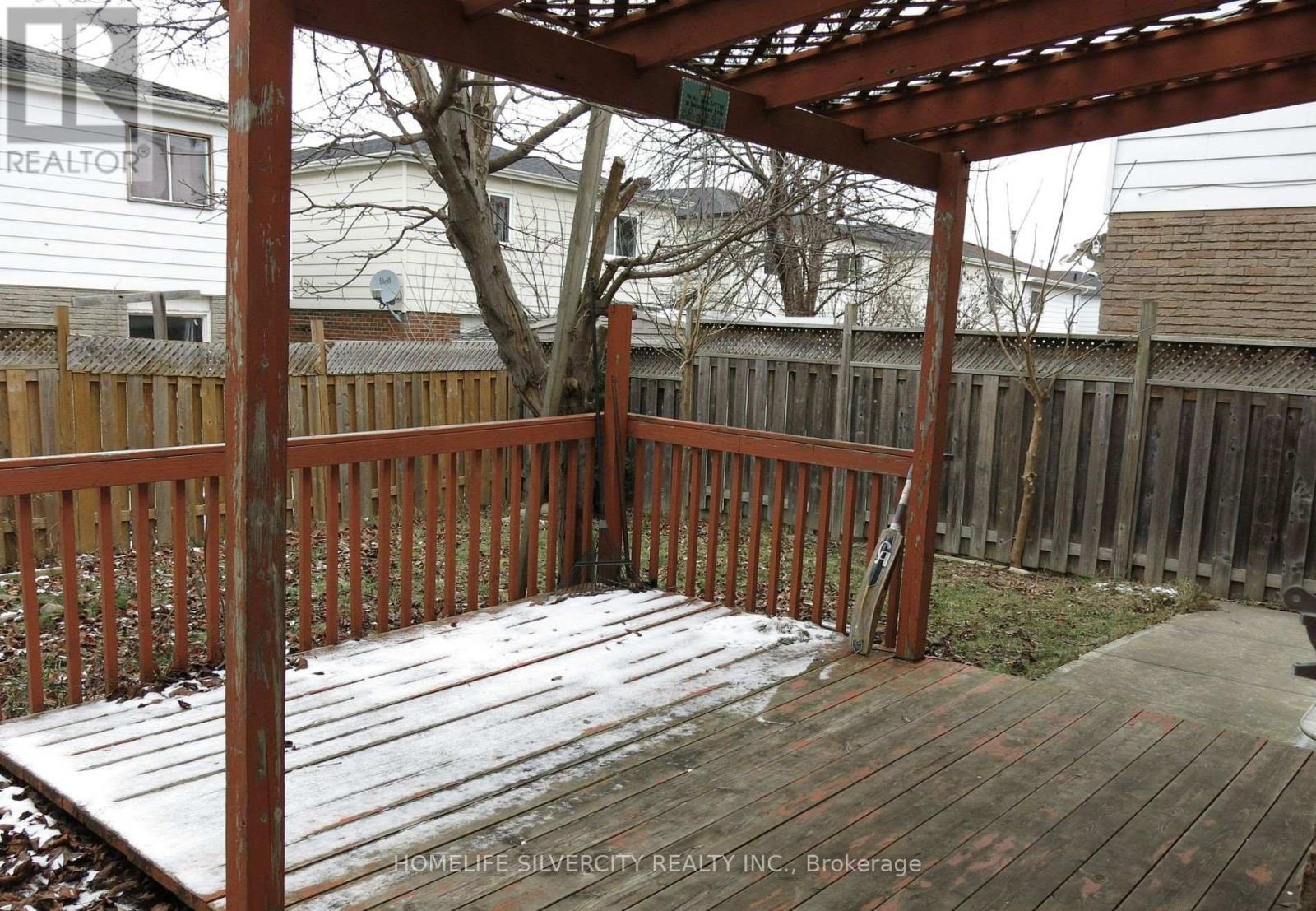 18 Pickard Lane, Brampton (Fletcher's West), Ontario  L6Y 2M5 - Photo 23 - W12782334