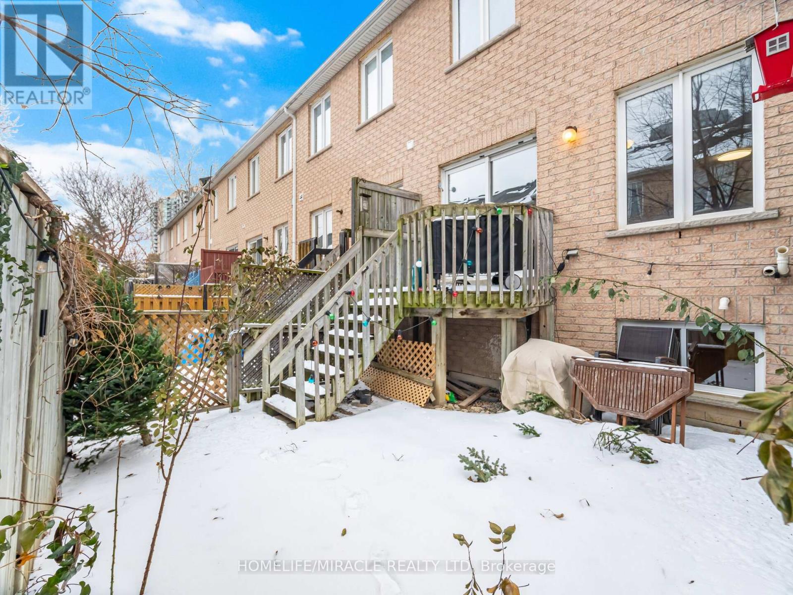 3 Purple Finch Court, Brampton, Ontario  L6X 5A3 - Photo 38 - W12782356