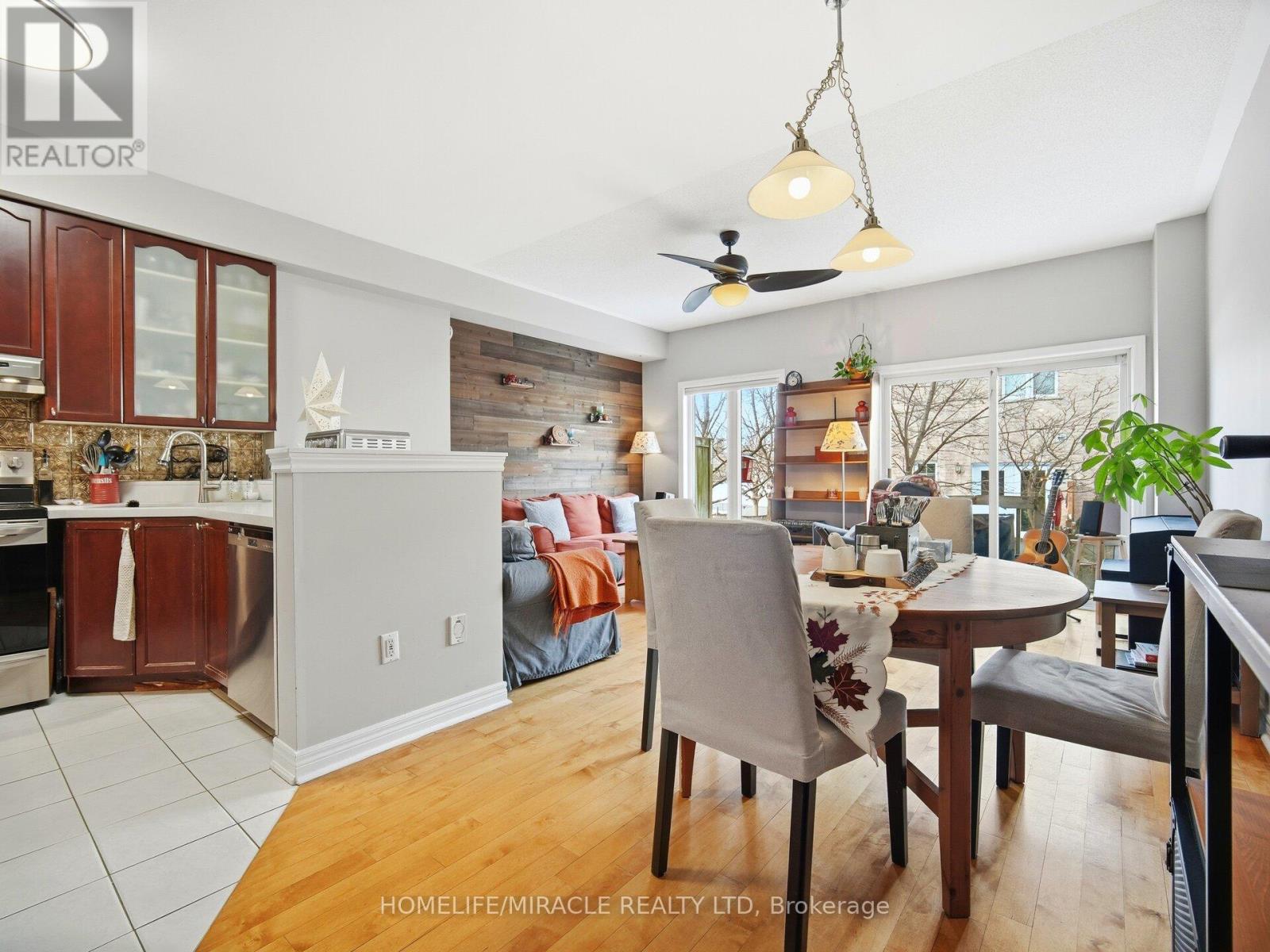 3 Purple Finch Court, Brampton, Ontario  L6X 5A3 - Photo 8 - W12782356