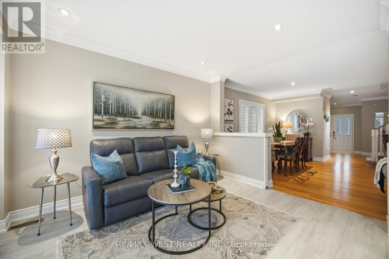 2095 Westmount Drive, Oakville, Ontario  L6M 3P3 - Photo 15 - W12782360