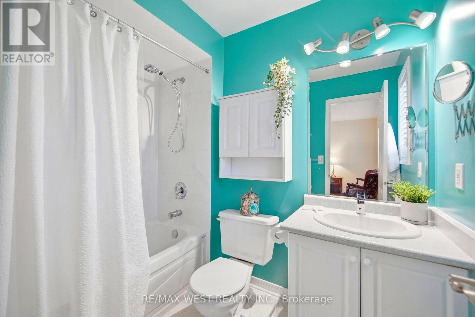 2095 Westmount Drive, Oakville, Ontario  L6M 3P3 - Photo 30 - W12782360