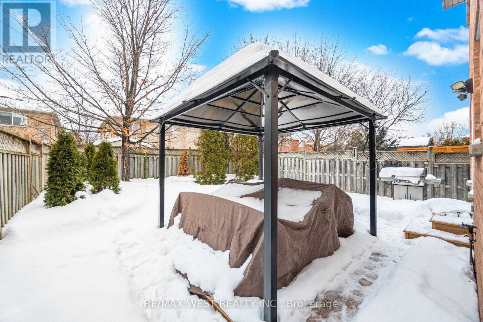 2095 Westmount Drive, Oakville, Ontario  L6M 3P3 - Photo 41 - W12782360