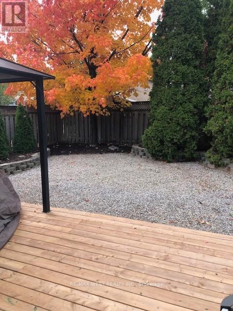 2095 Westmount Drive, Oakville, Ontario  L6M 3P3 - Photo 45 - W12782360