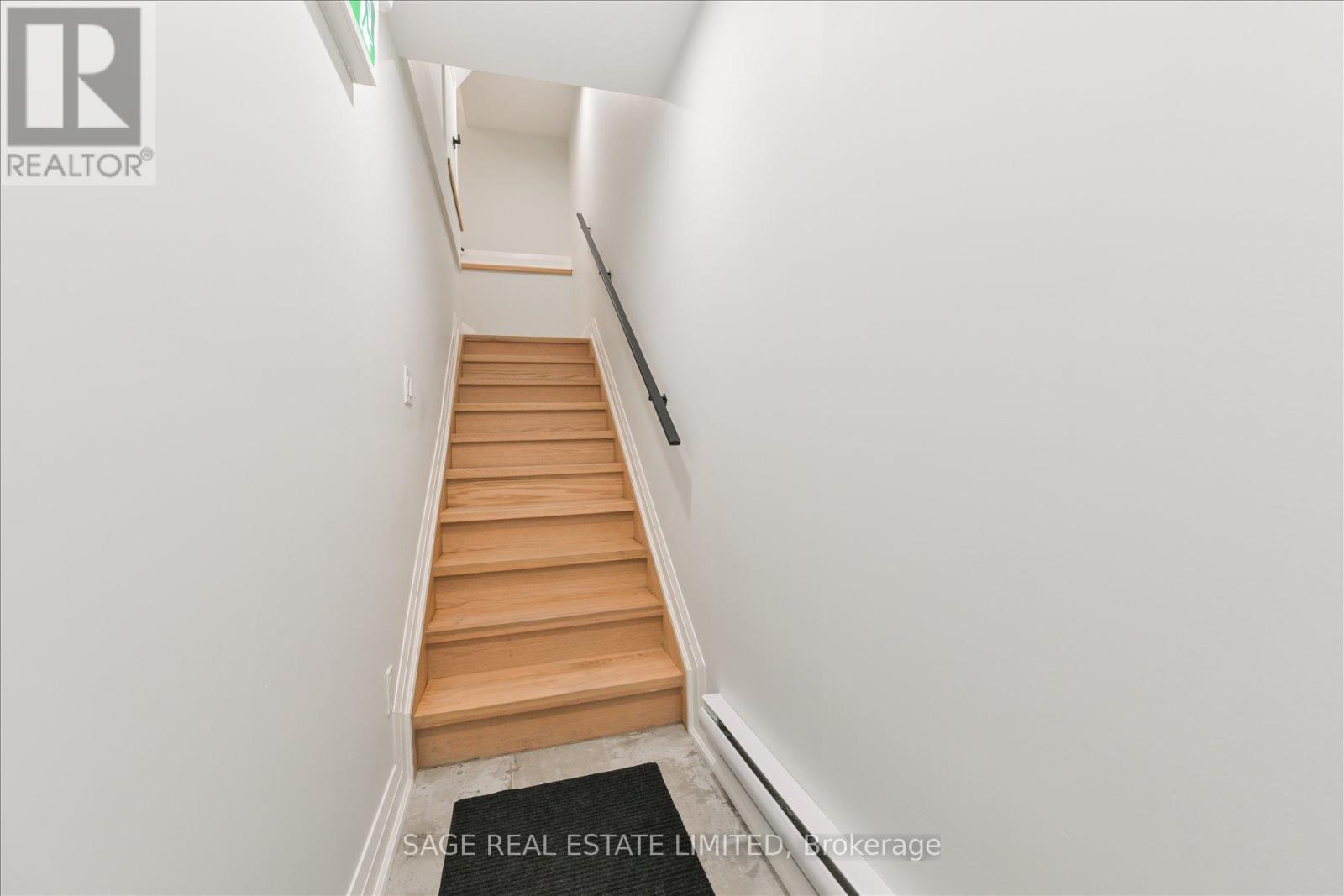 C - 22 Lansdowne Avenue, Toronto, Ontario  M6K 2V8 - Photo 3 - W12782386