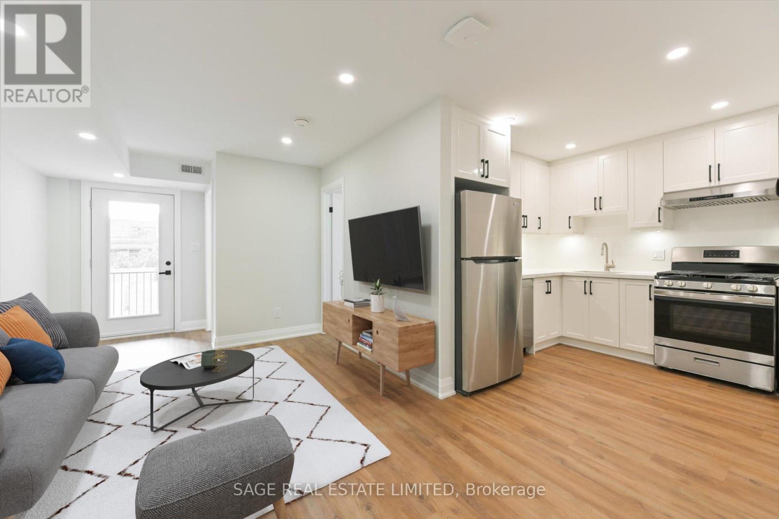 C - 22 Lansdowne Avenue, Toronto, Ontario  M6K 2V8 - Photo 6 - W12782386