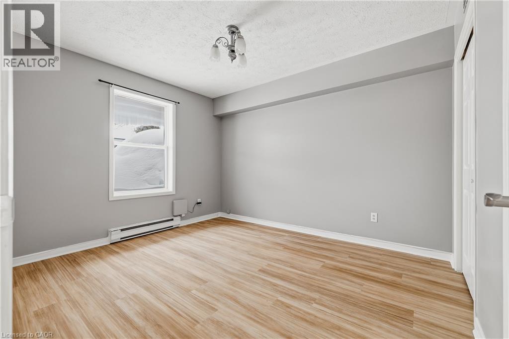 1028 Ann Street Unit# 10, Wroexeter, Ontario  N0G 2X0 - Photo 15 - 40804598