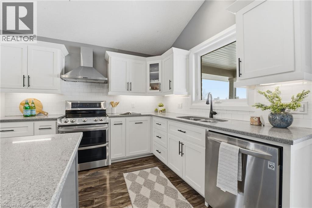 525 Krotz Street E, Listowel, Ontario  N4W 0E4 - Photo 13 - 40804240