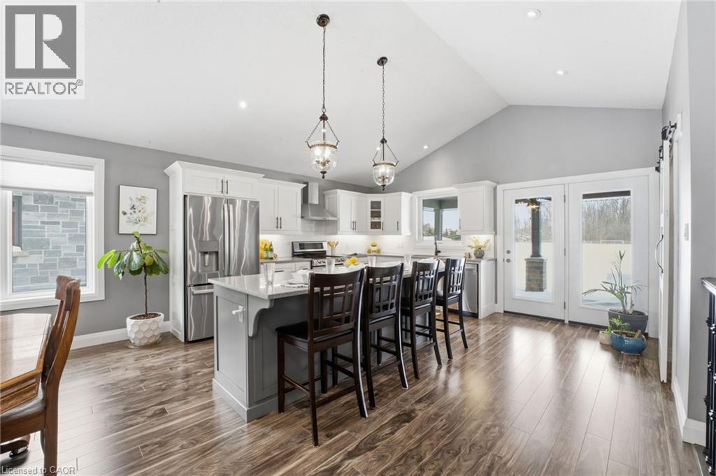 525 Krotz Street E, Listowel, Ontario  N4W 0E4 - Photo 3 - 40804240