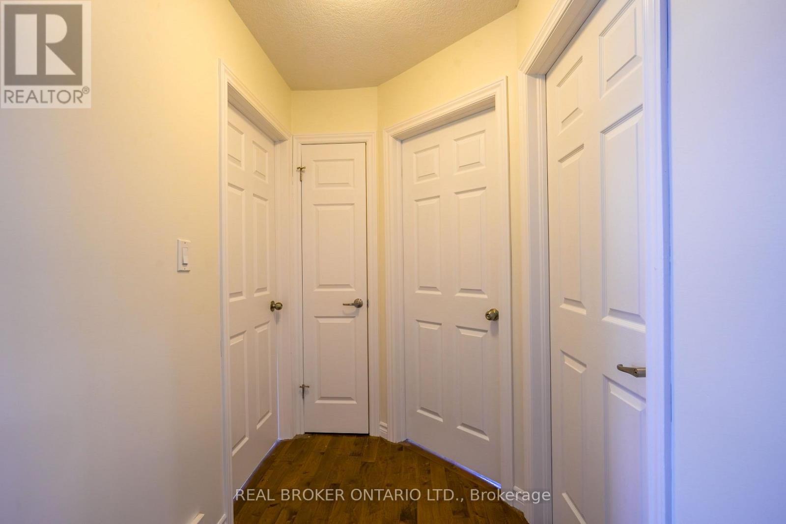 401 Carling Terrace, North Huron, Ontario  N0G 2W0 - Photo 17 - X12782258