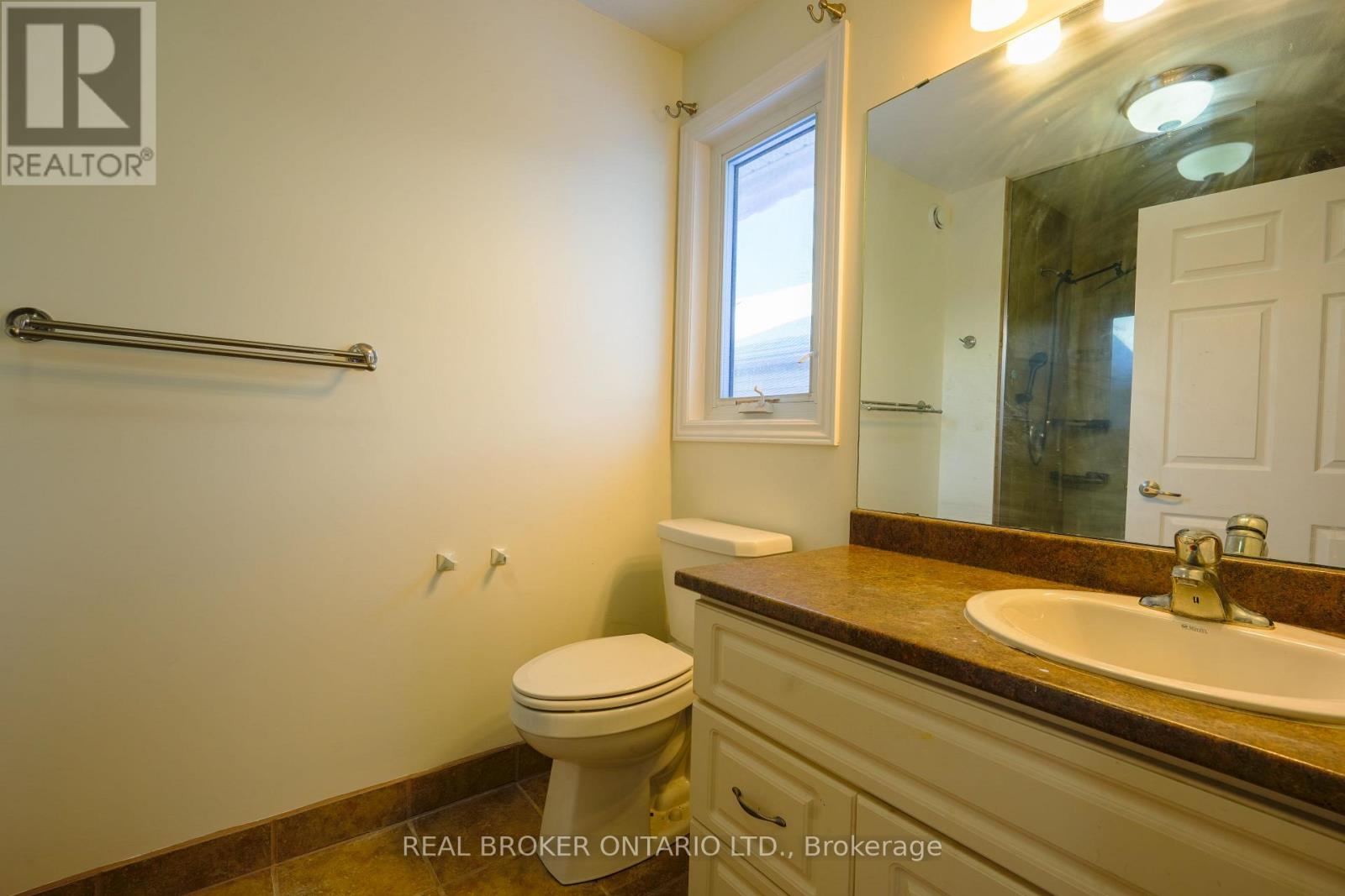 401 Carling Terrace, North Huron, Ontario  N0G 2W0 - Photo 23 - X12782258