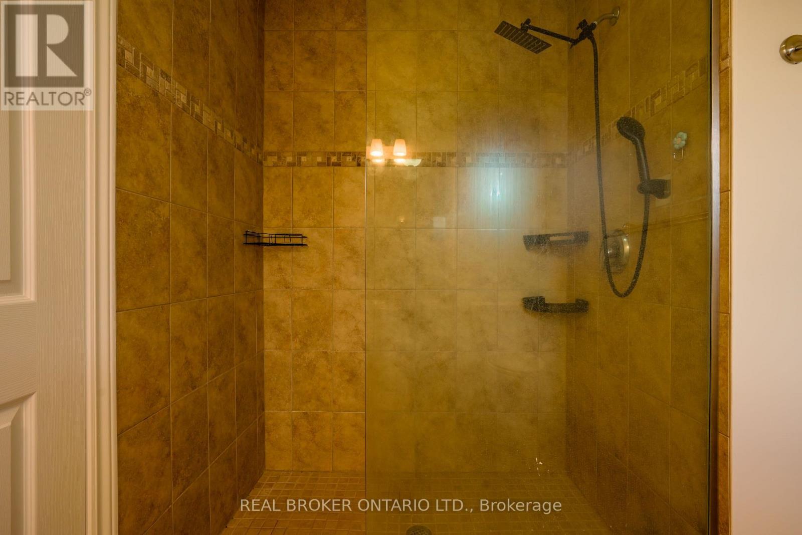 401 Carling Terrace, North Huron, Ontario  N0G 2W0 - Photo 24 - X12782258