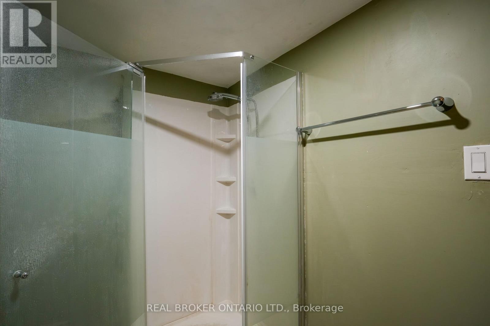 401 Carling Terrace, North Huron, Ontario  N0G 2W0 - Photo 32 - X12782258