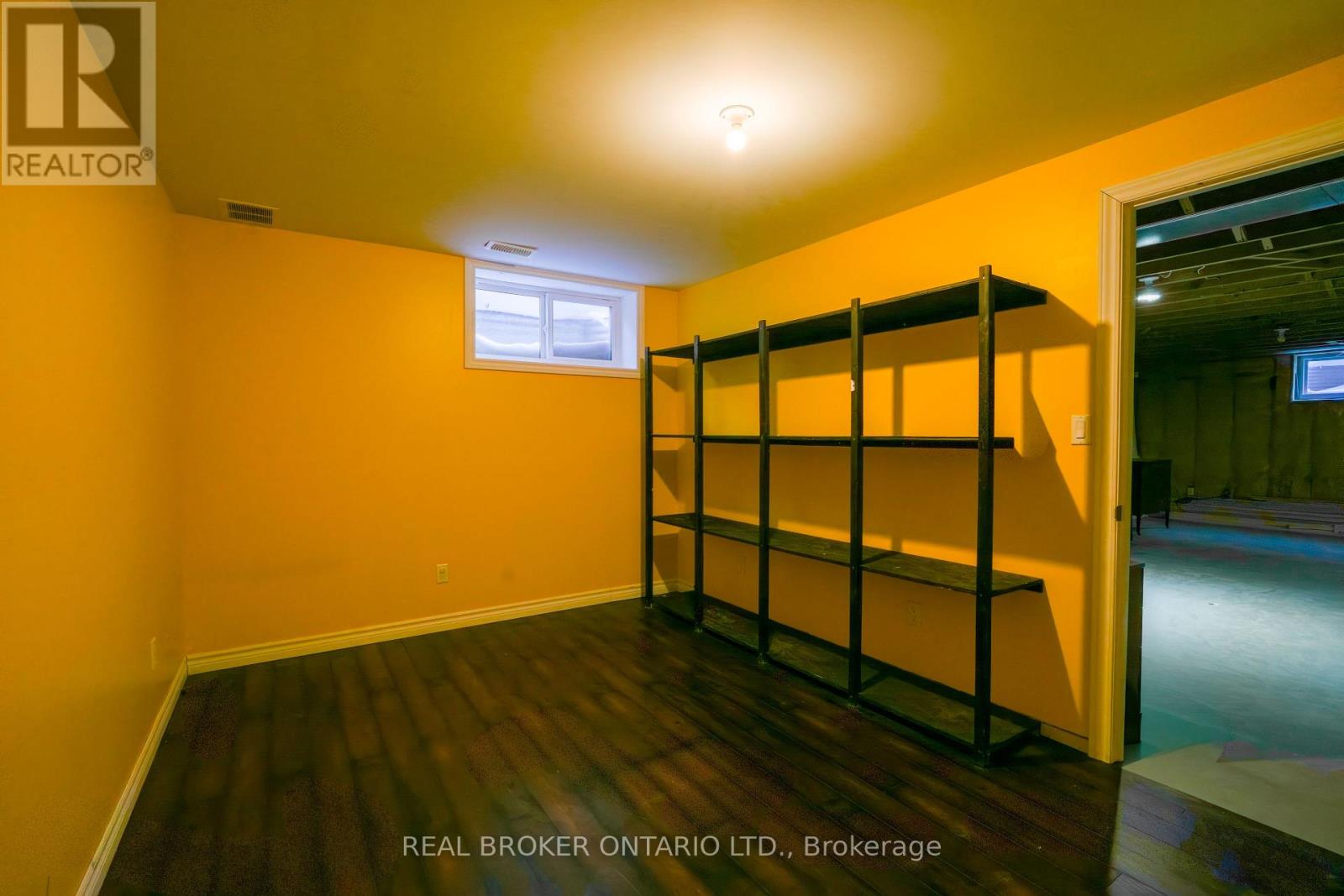 401 Carling Terrace, North Huron, Ontario  N0G 2W0 - Photo 34 - X12782258