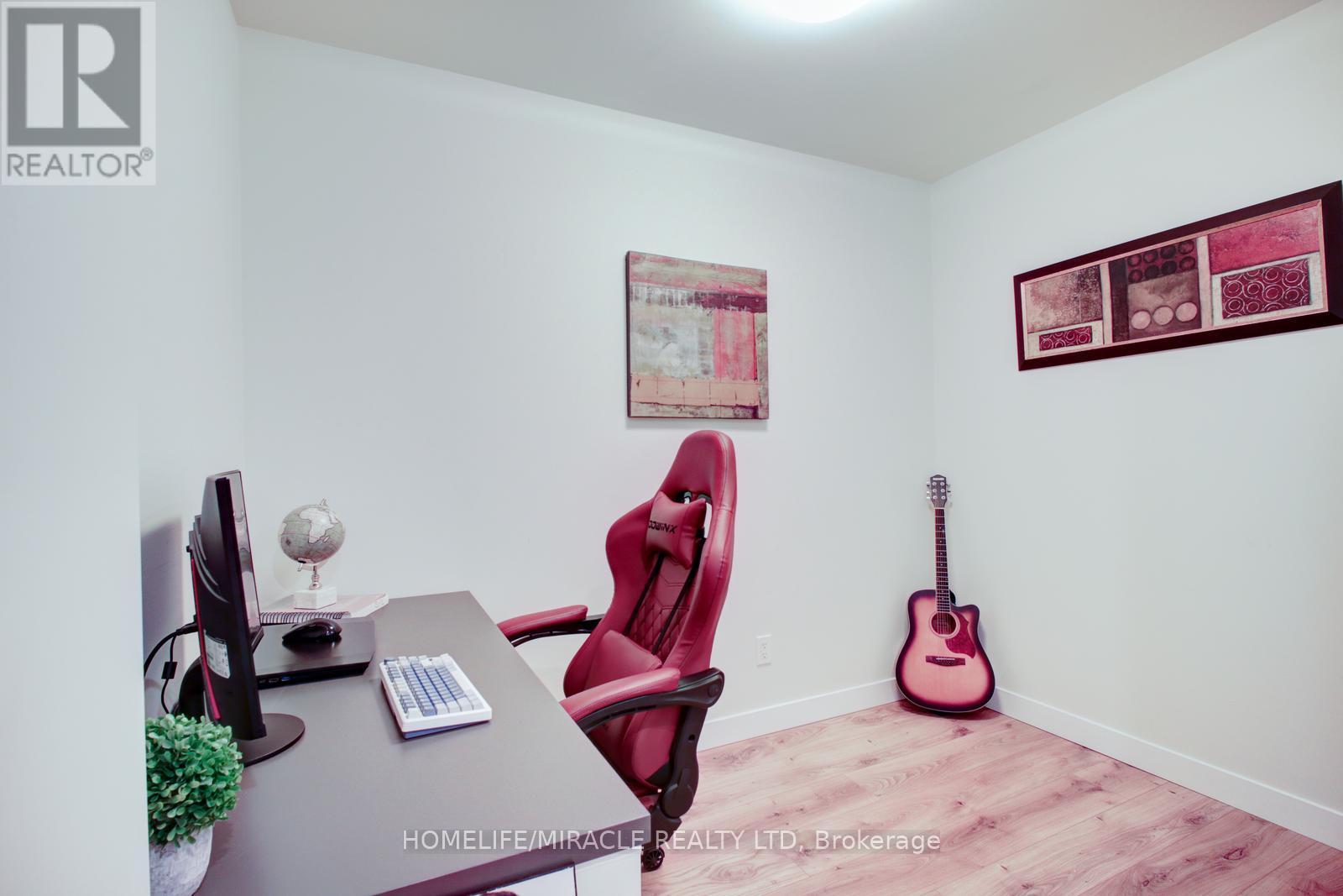 1406 - 60 Frederick Street, Kitchener, Ontario  N2H 0C7 - Photo 13 - X12782292