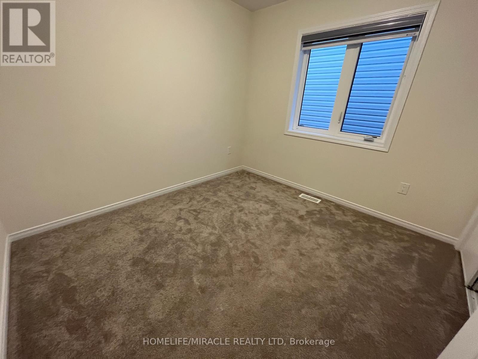 7 Esther Crescent, Thorold, Ontario  L3B 0E9 - Photo 10 - X12782320