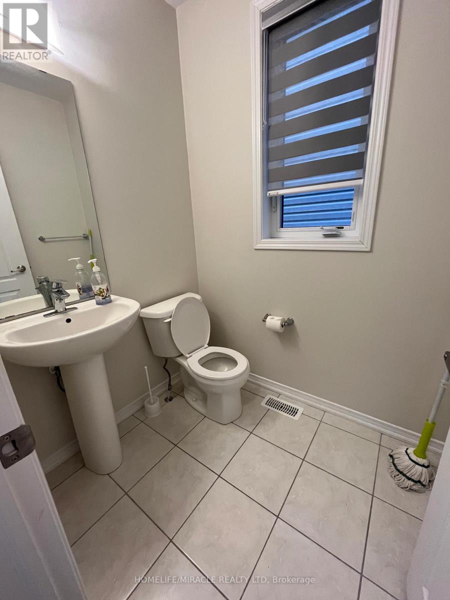 7 Esther Crescent, Thorold, Ontario  L3B 0E9 - Photo 14 - X12782342