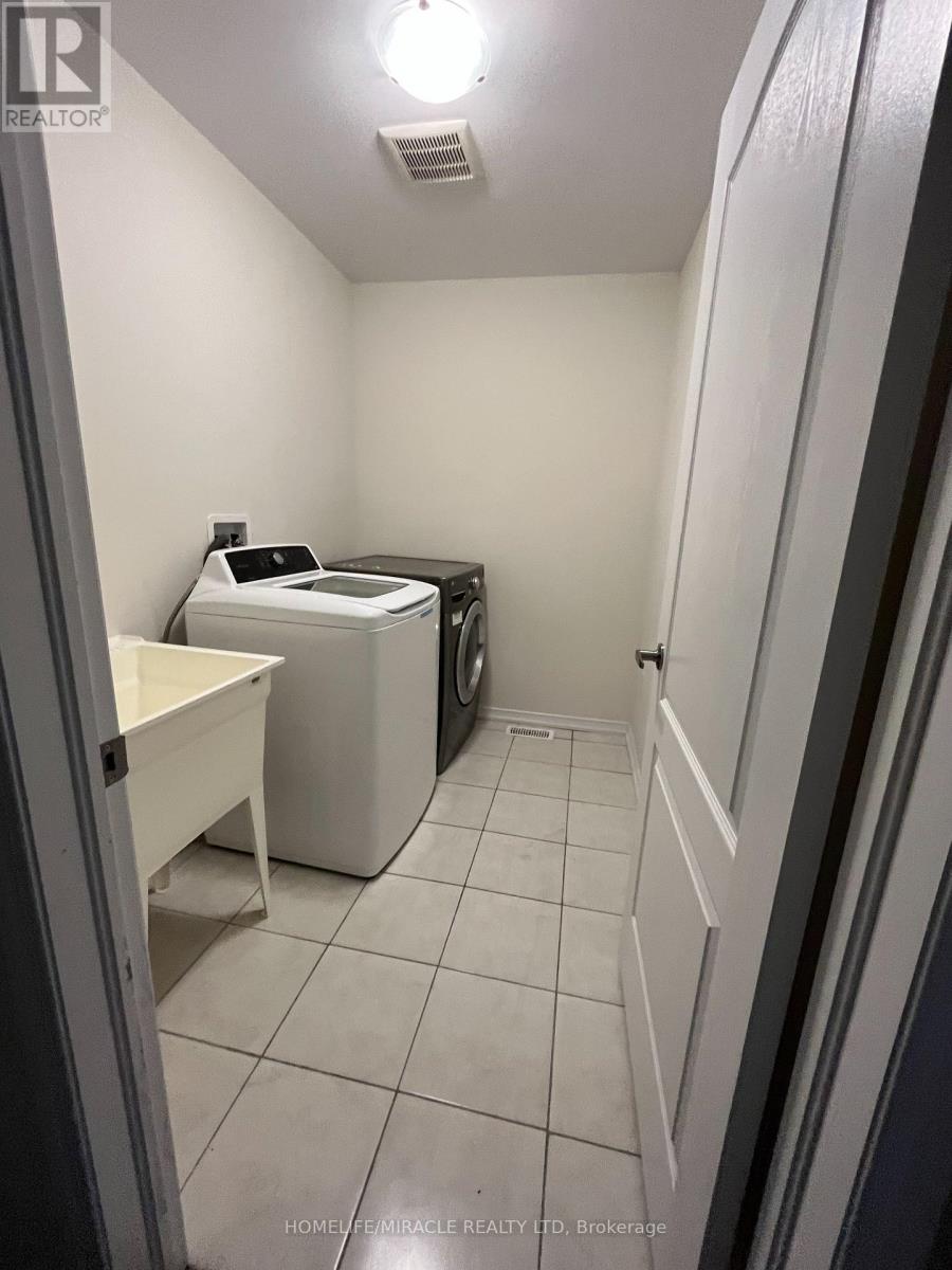 7 Esther Crescent, Thorold, Ontario  L3B 0E9 - Photo 15 - X12782342