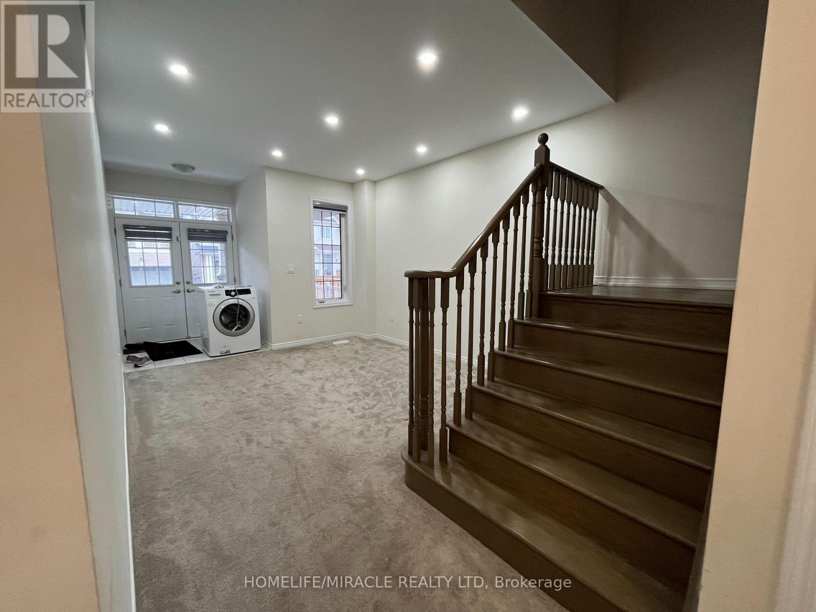 7 Esther Crescent, Thorold, Ontario  L3B 0E9 - Photo 7 - X12782342