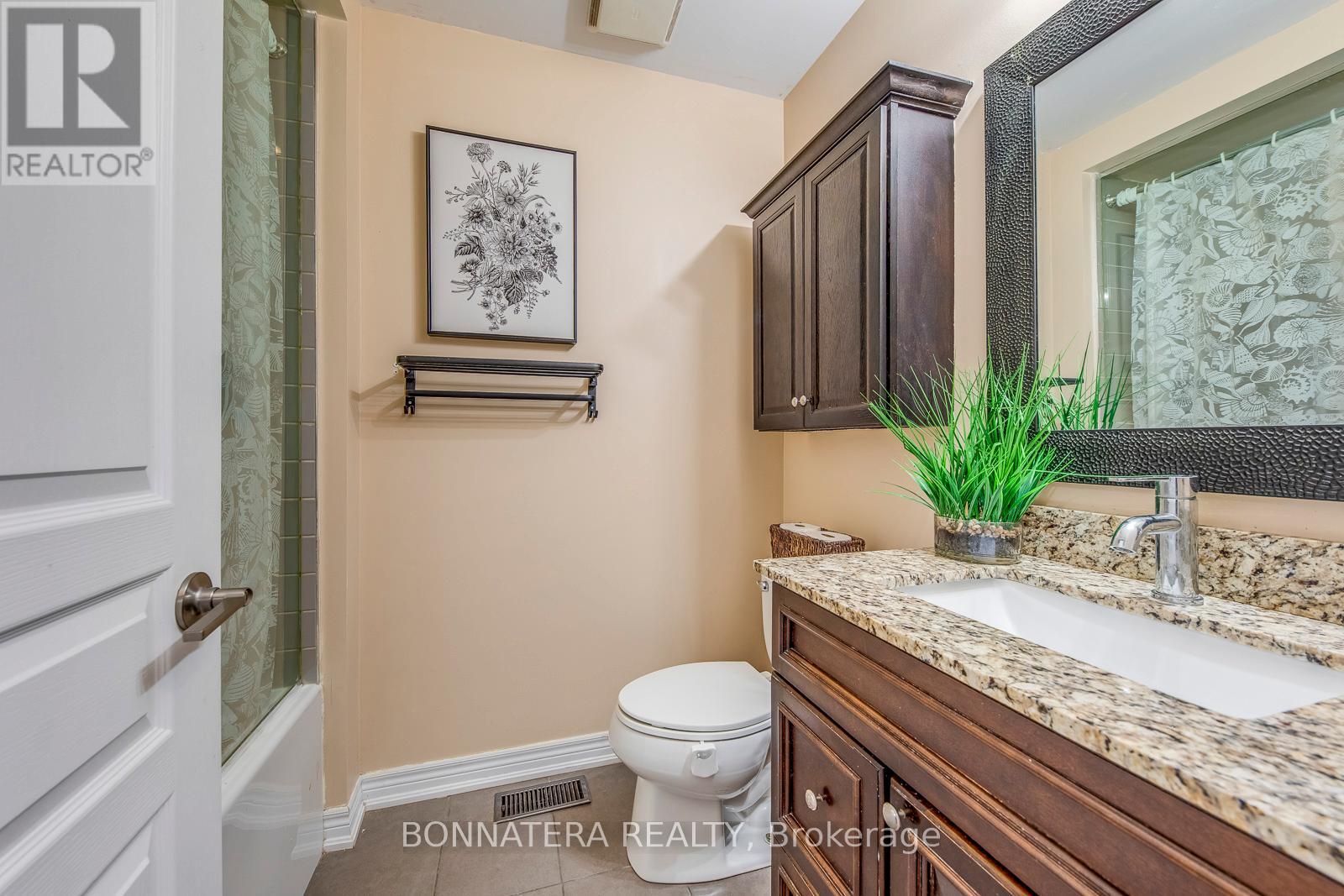 16 - 215 Dundas Street E, Hamilton, Ontario  L8B 0X2 - Photo 30 - X12782358