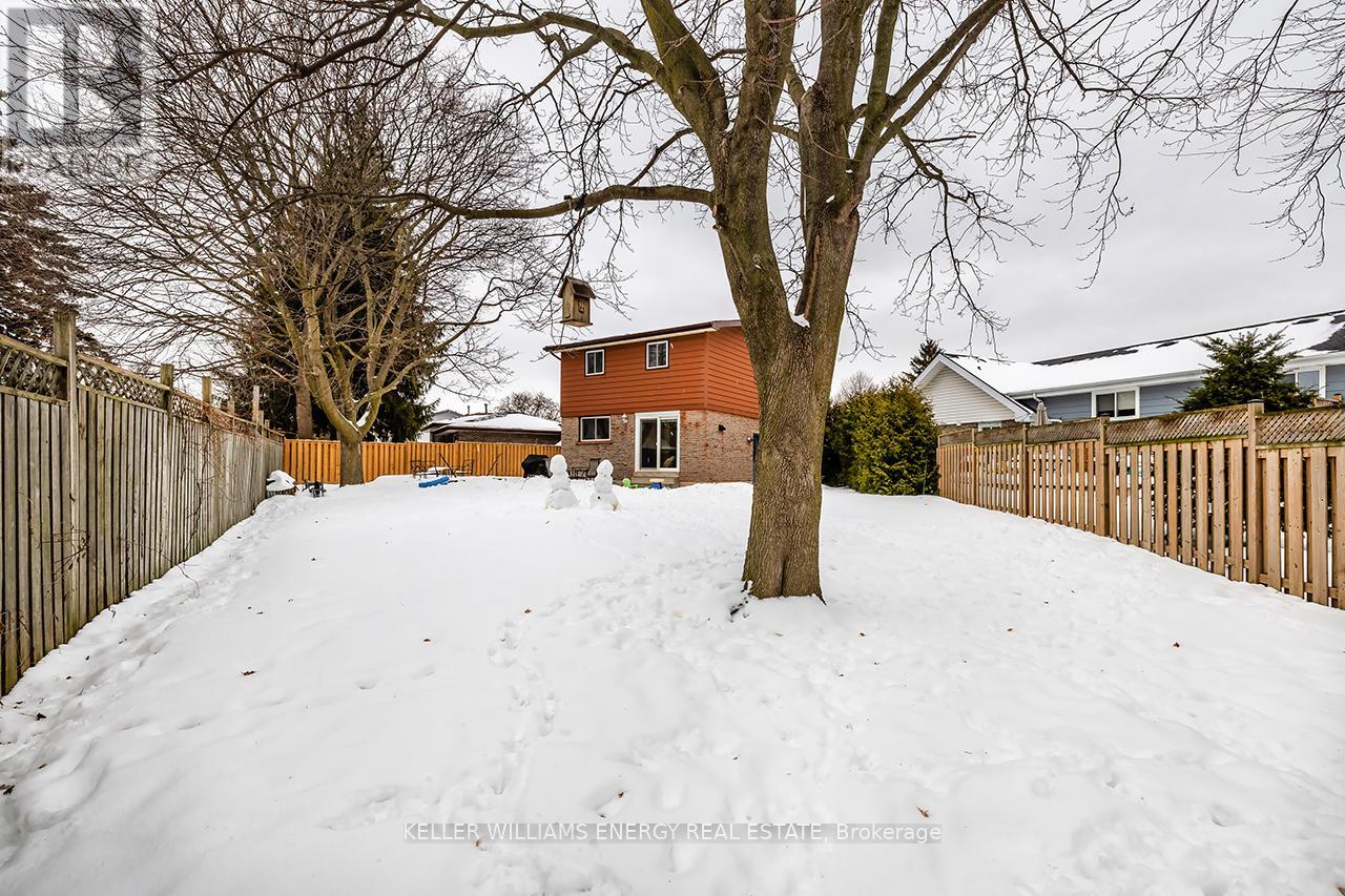 30 Glenmount Court, Whitby, Ontario  L1N 5M8 - Photo 32 - E12782676