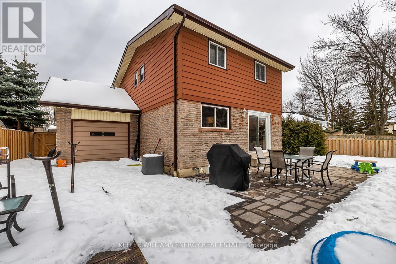 30 Glenmount Court, Whitby, Ontario  L1N 5M8 - Photo 35 - E12782676