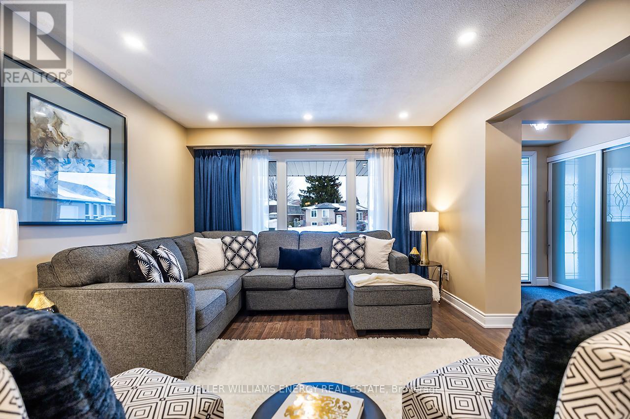 30 Glenmount Court, Whitby, Ontario  L1N 5M8 - Photo 7 - E12782676