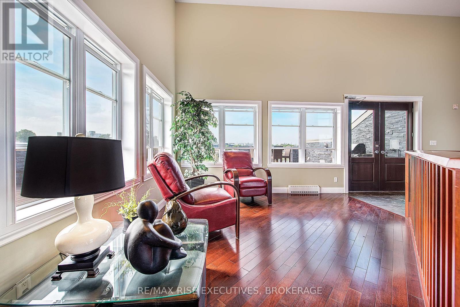 211 - 810 Blackburn Mews, Kingston (North Of Taylor-Kidd Blvd), Ontario  K7P 0H2 - Photo 12 - X12782640