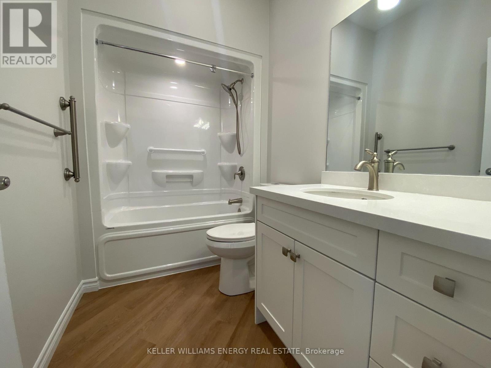 203 - 300 Croft Street, Port Hope, Ontario  L1A 0E1 - Photo 10 - X12782402