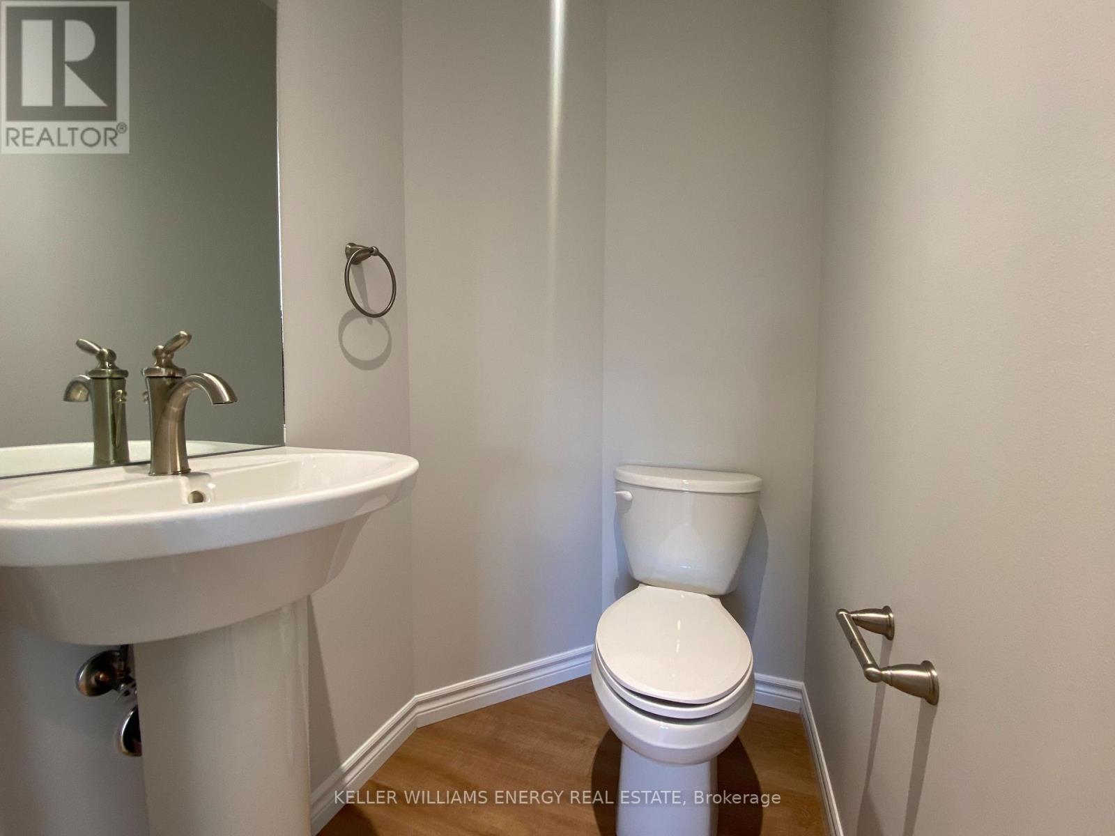 203 - 300 Croft Street, Port Hope, Ontario  L1A 0E1 - Photo 12 - X12782402