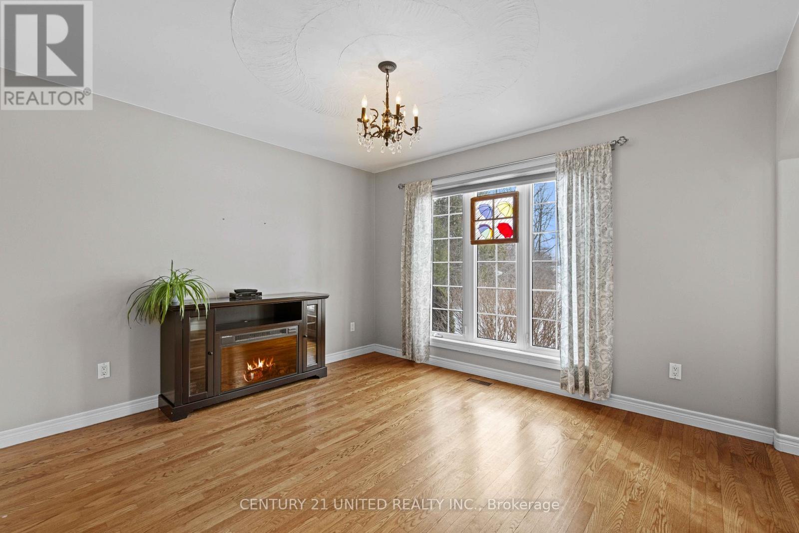 1739 Heritage Line, Otonabee-South Monaghan, Ontario  K0L 2G0 - Photo 10 - X12782426