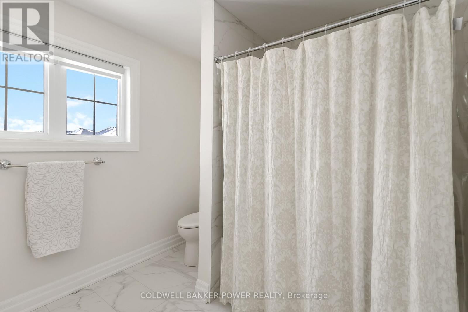 1588 Medway Park Drive, London North, Ontario  N6G 3W1 - Photo 36 - X12782438