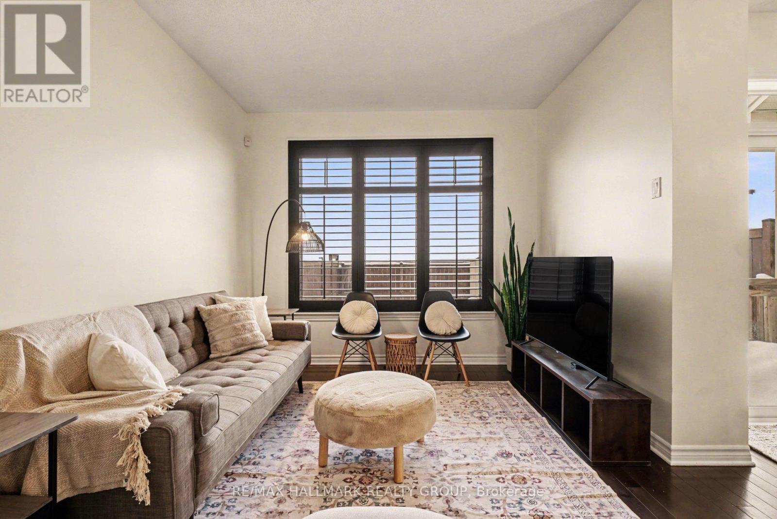 122 Minoterie Ridge, Ottawa, Ontario  K4A 0Y5 - Photo 4 - X12782494