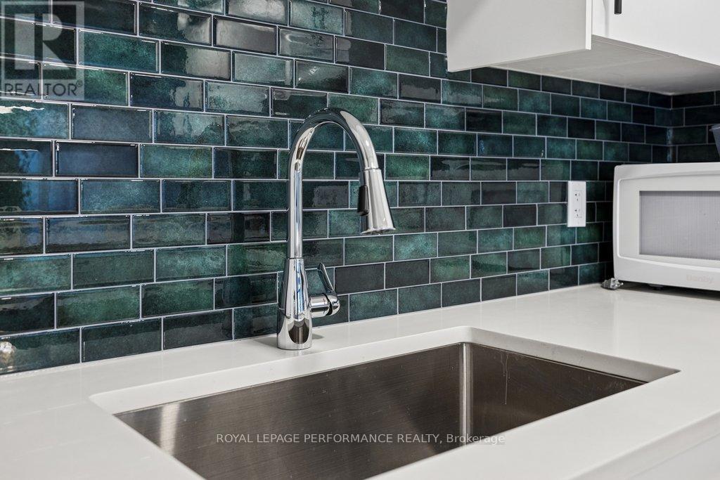 1604 - 475 Laurier Avenue W, Ottawa, Ontario  K1R 7X1 - Photo 16 - X12782696