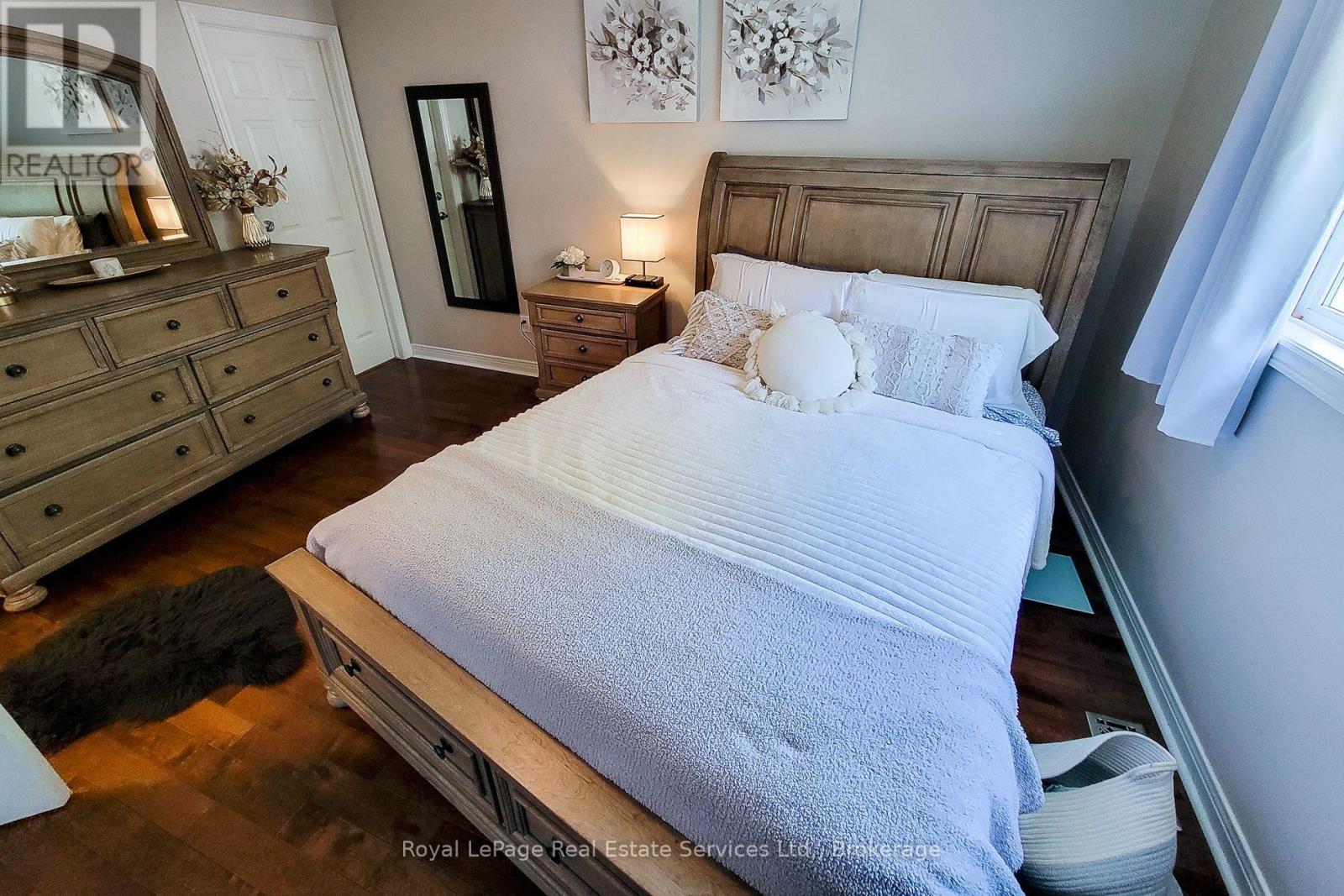 8111 Woodsview Crescent, Niagara Falls, Ontario  L2H 3G3 - Photo 24 - X12782556