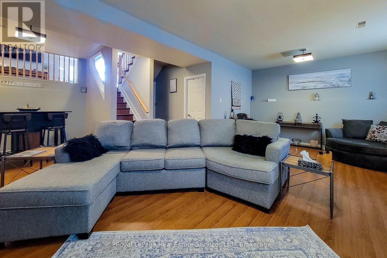 8111 Woodsview Crescent, Niagara Falls, Ontario  L2H 3G3 - Photo 33 - X12782556