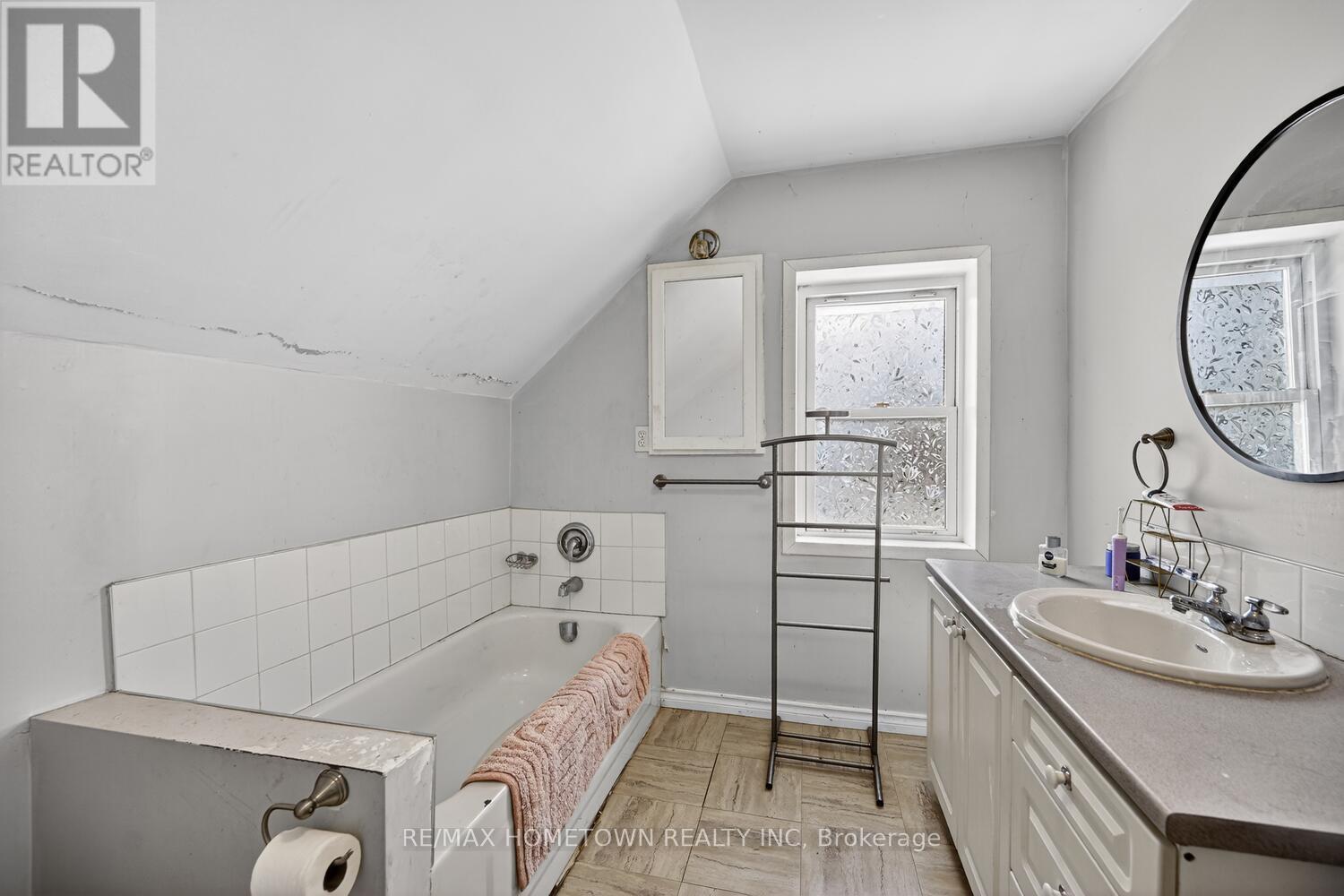 24 William Street, Edwardsburgh/cardinal, Ontario  K0E 1E0 - Photo 28 - X12782514