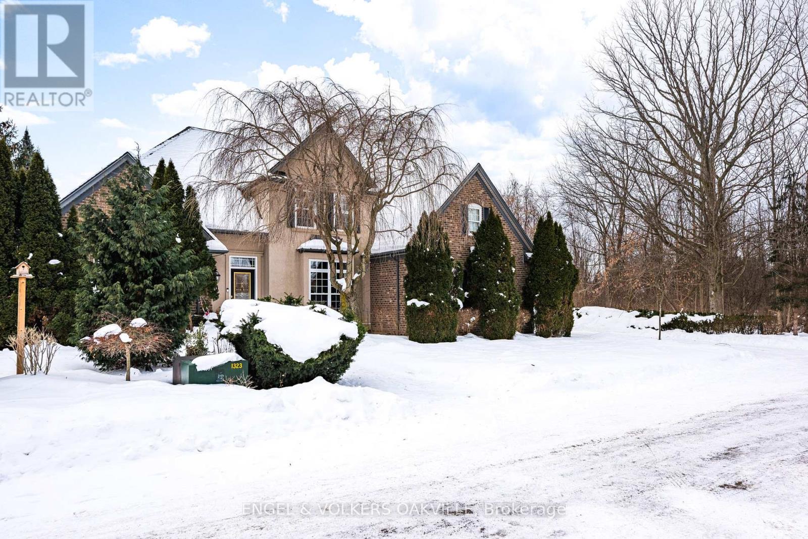 50 James Street, Niagara-On-The-Lake (Town), Ontario  L0S 1J0 - Photo 2 - X12782562