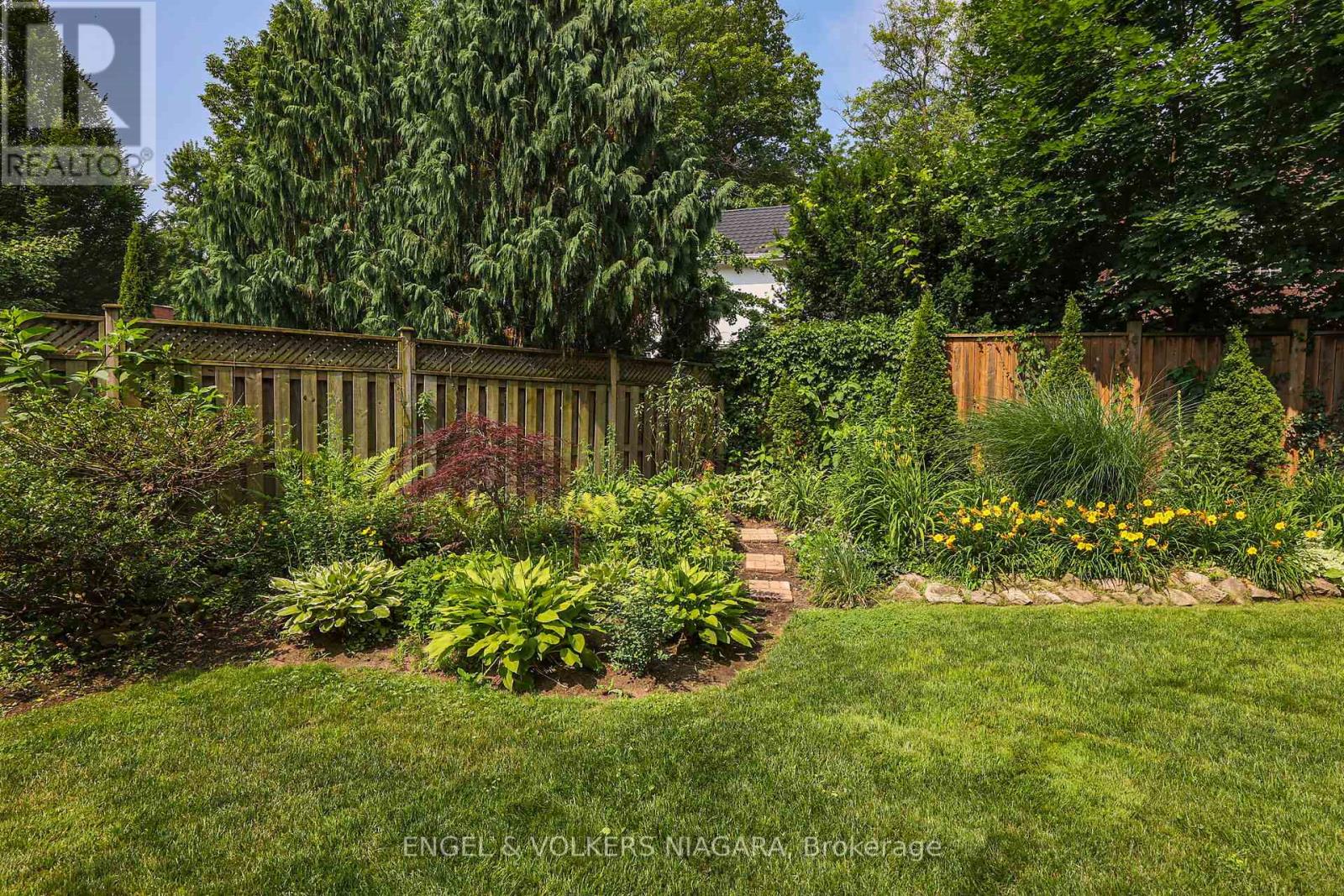 2459 Noella Crescent, Niagara Falls (Casey), Ontario  L2J 3H7 - Photo 13 - X12782574