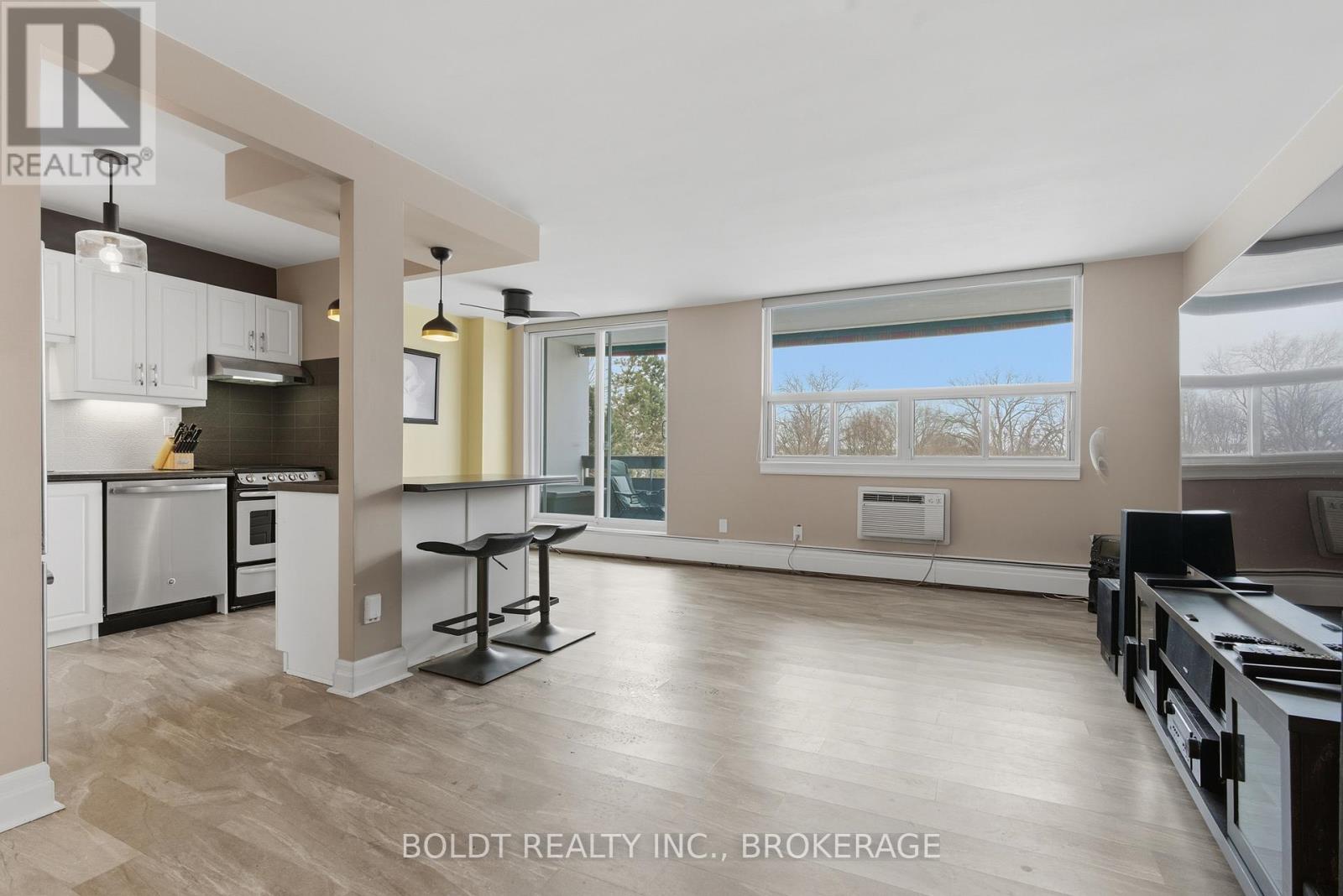 409 - 365 Geneva Street, St. Catharines, Ontario  L2N 5S7 - Photo 11 - X12782618