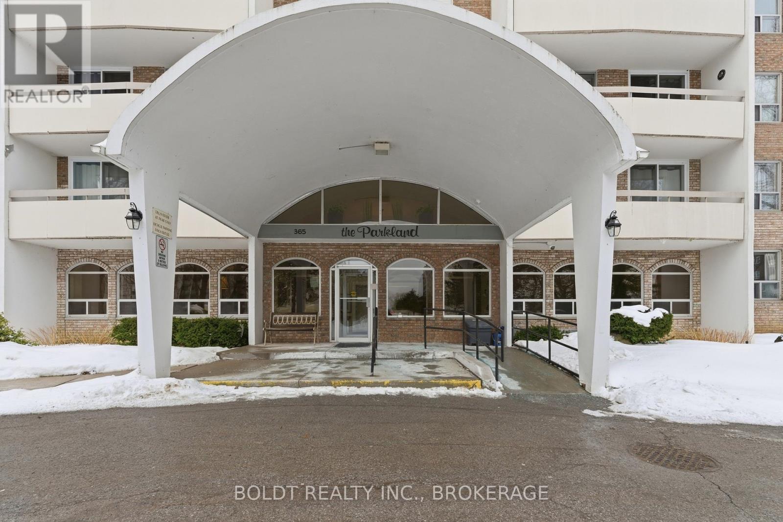 409 - 365 Geneva Street, St. Catharines, Ontario  L2N 5S7 - Photo 2 - X12782618