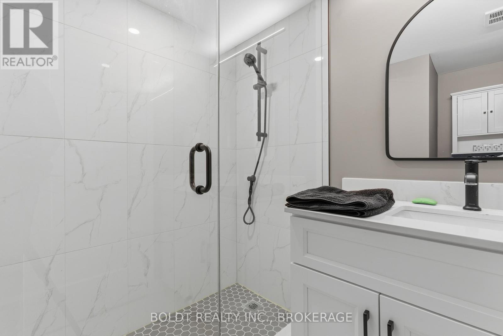 409 - 365 Geneva Street, St. Catharines, Ontario  L2N 5S7 - Photo 26 - X12782618