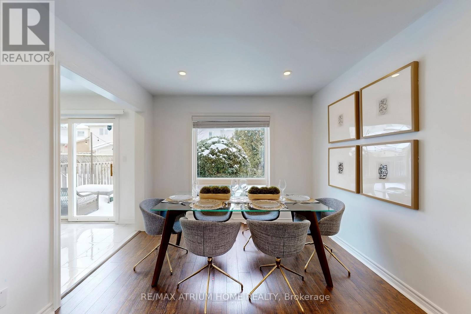 24 Castle Green Drive, Whitby, Ontario  L1R 2P9 - Photo 16 - E12782086