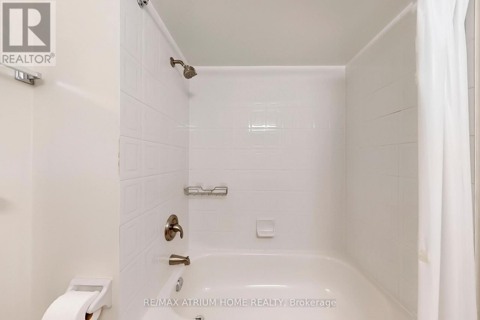 24 Castle Green Drive, Whitby, Ontario  L1R 2P9 - Photo 42 - E12782086