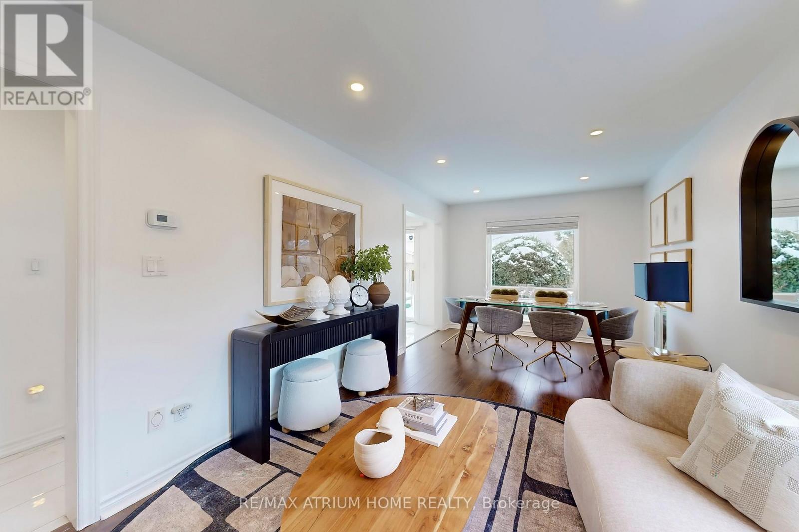 24 Castle Green Drive, Whitby, Ontario  L1R 2P9 - Photo 7 - E12782086